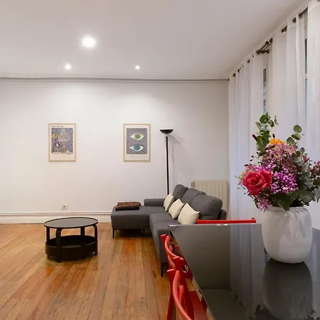 Amplio En Casco Viejo - Corazon De Apartment
